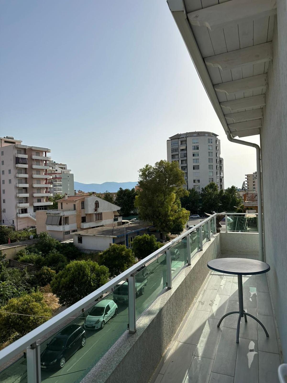 Kanaj And Appartement Vlorë