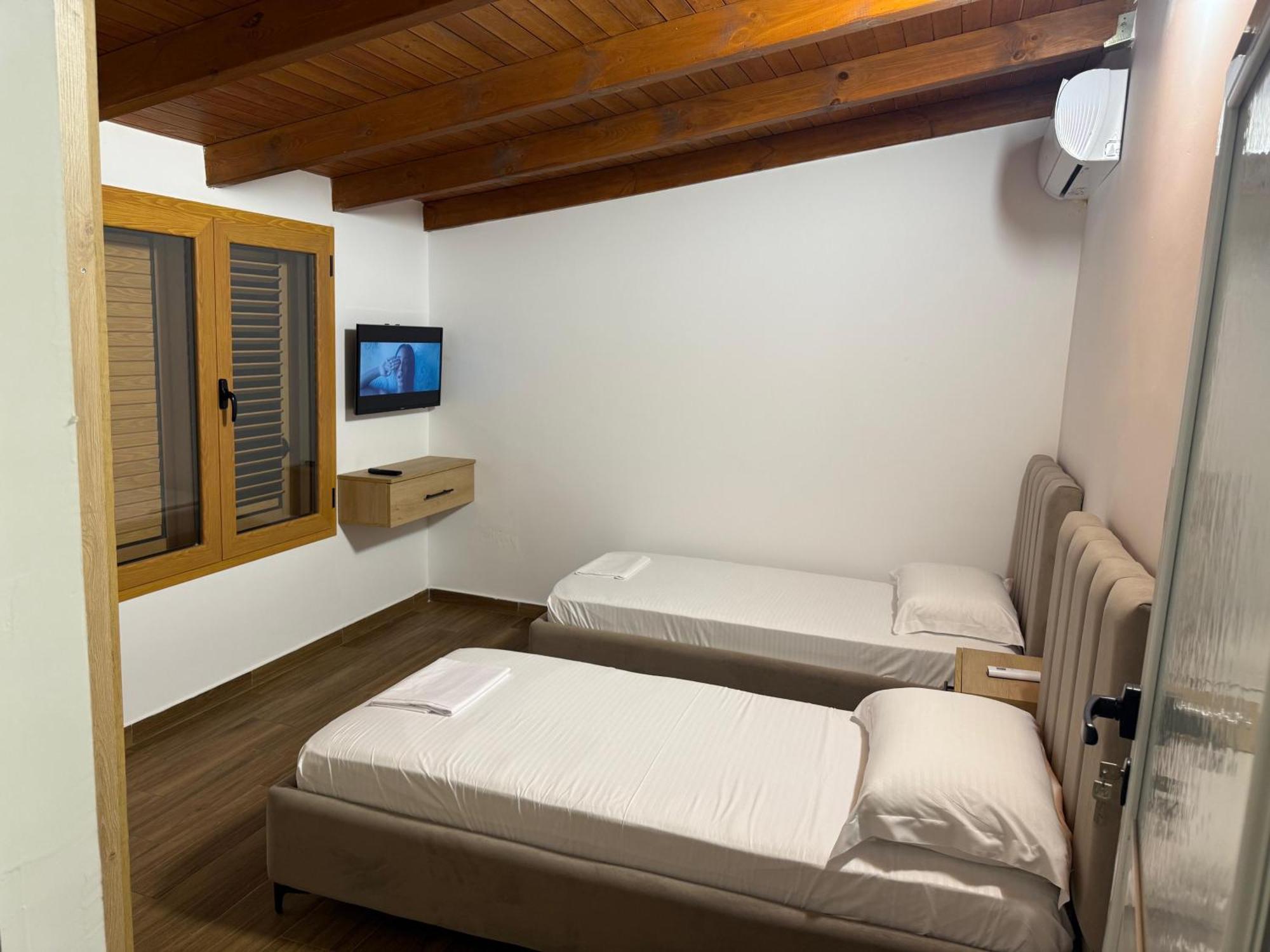 Kanaj And Apartamento
